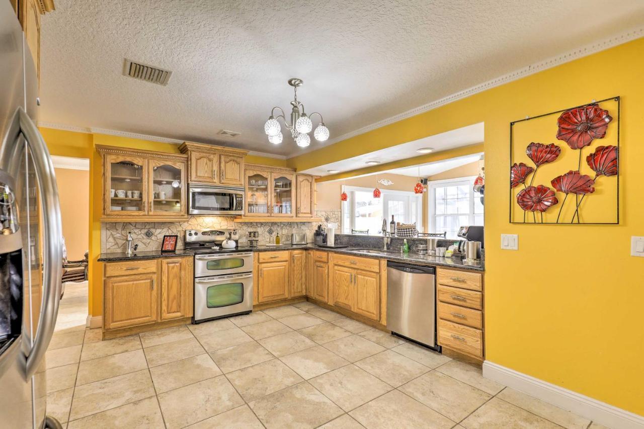 Cozy Home In Heart Of Tampa With Lanai And Pool! Extérieur photo