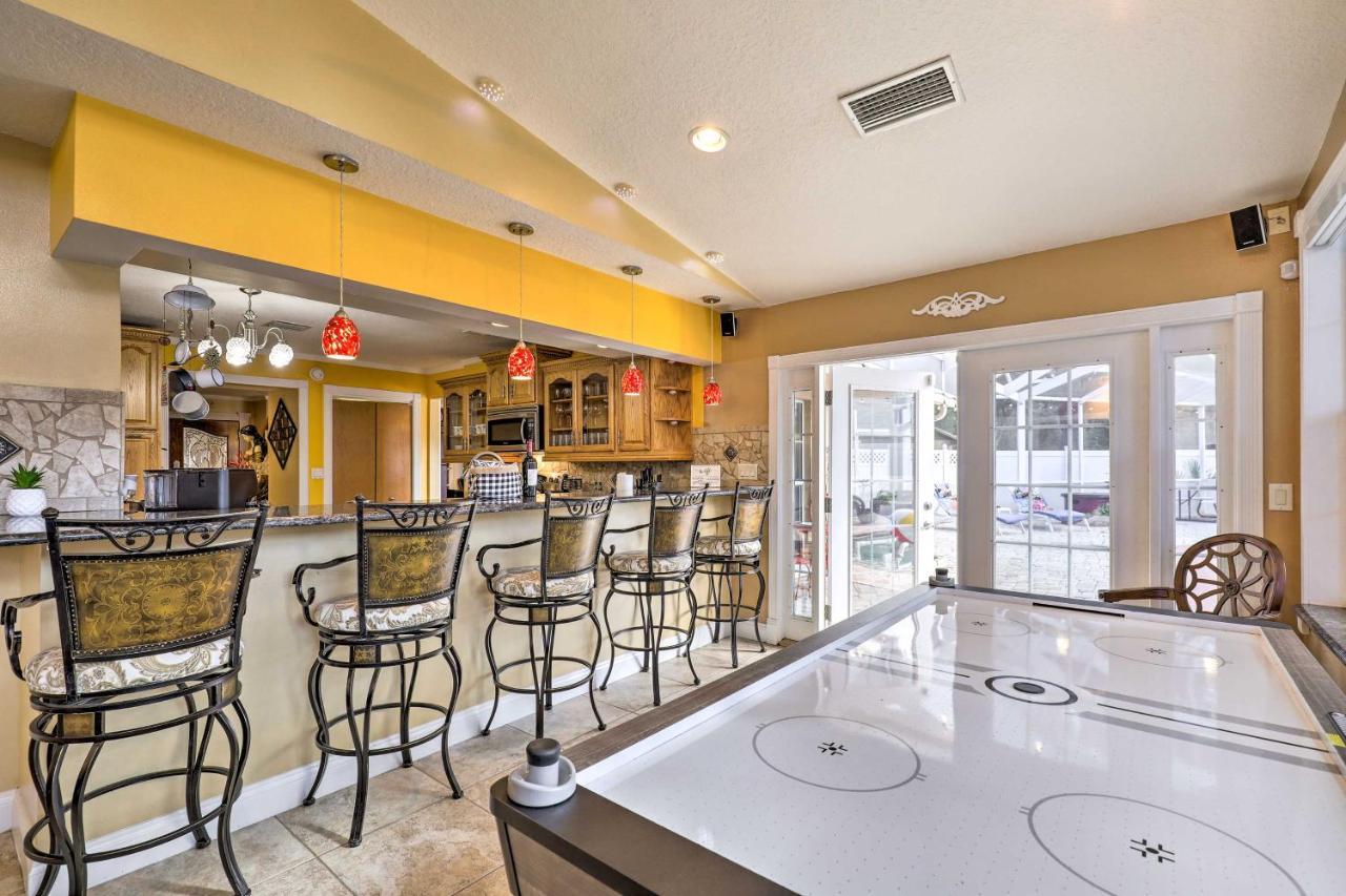 Cozy Home In Heart Of Tampa With Lanai And Pool! Extérieur photo